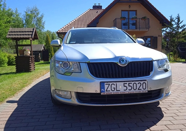 Skoda Superb cena 23800 przebieg: 477000, rok produkcji 2013 z Pyrzyce małe 67